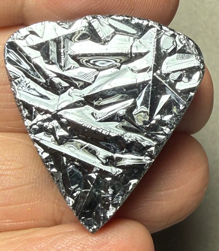 Teardrop 29x28mm Silicon Cabochon 47
