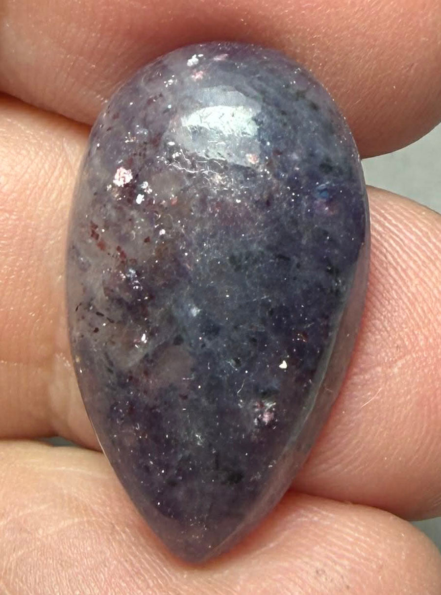 Teardrop 24x14mm Iolite Cabochon 15