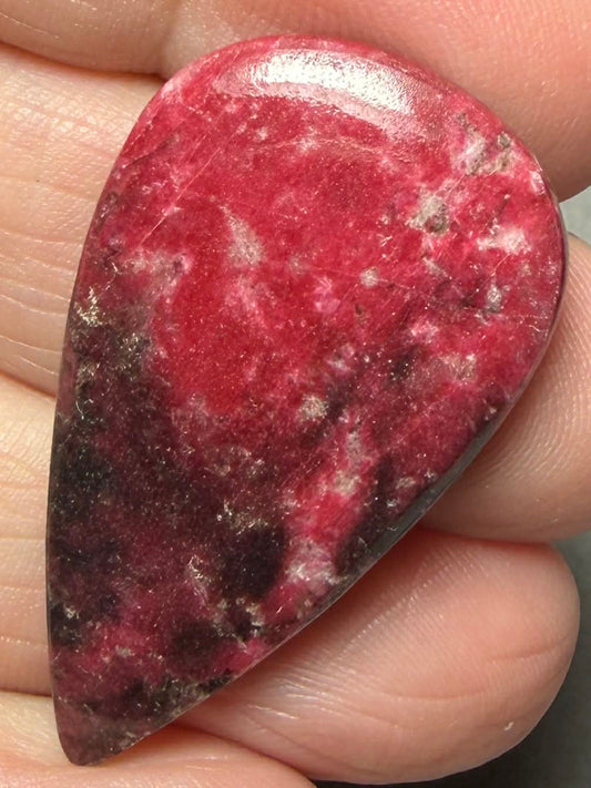 Teardrop 38x22mm Thulite Cabochon 38