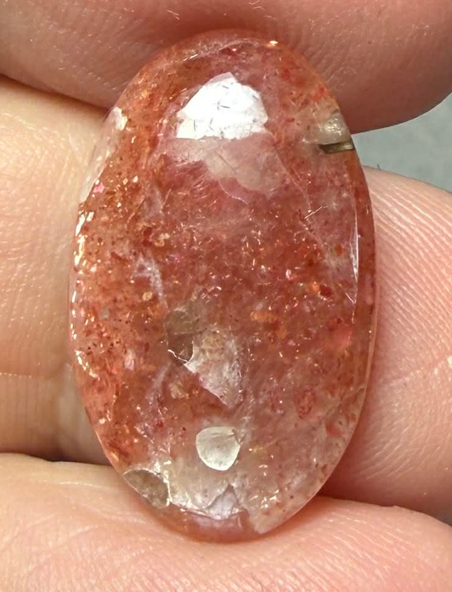 Oval 23x14mm Sunstone Cabochon 32