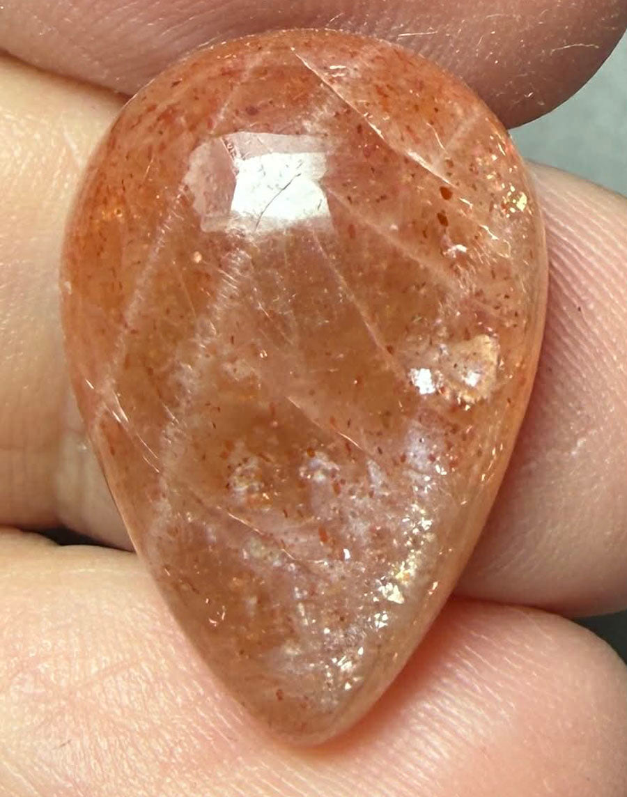 Teardrop 23x15mm Sunstone Cabochon 41