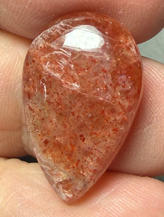 Teardrop 24x15mm Sunstone Cabochon 48