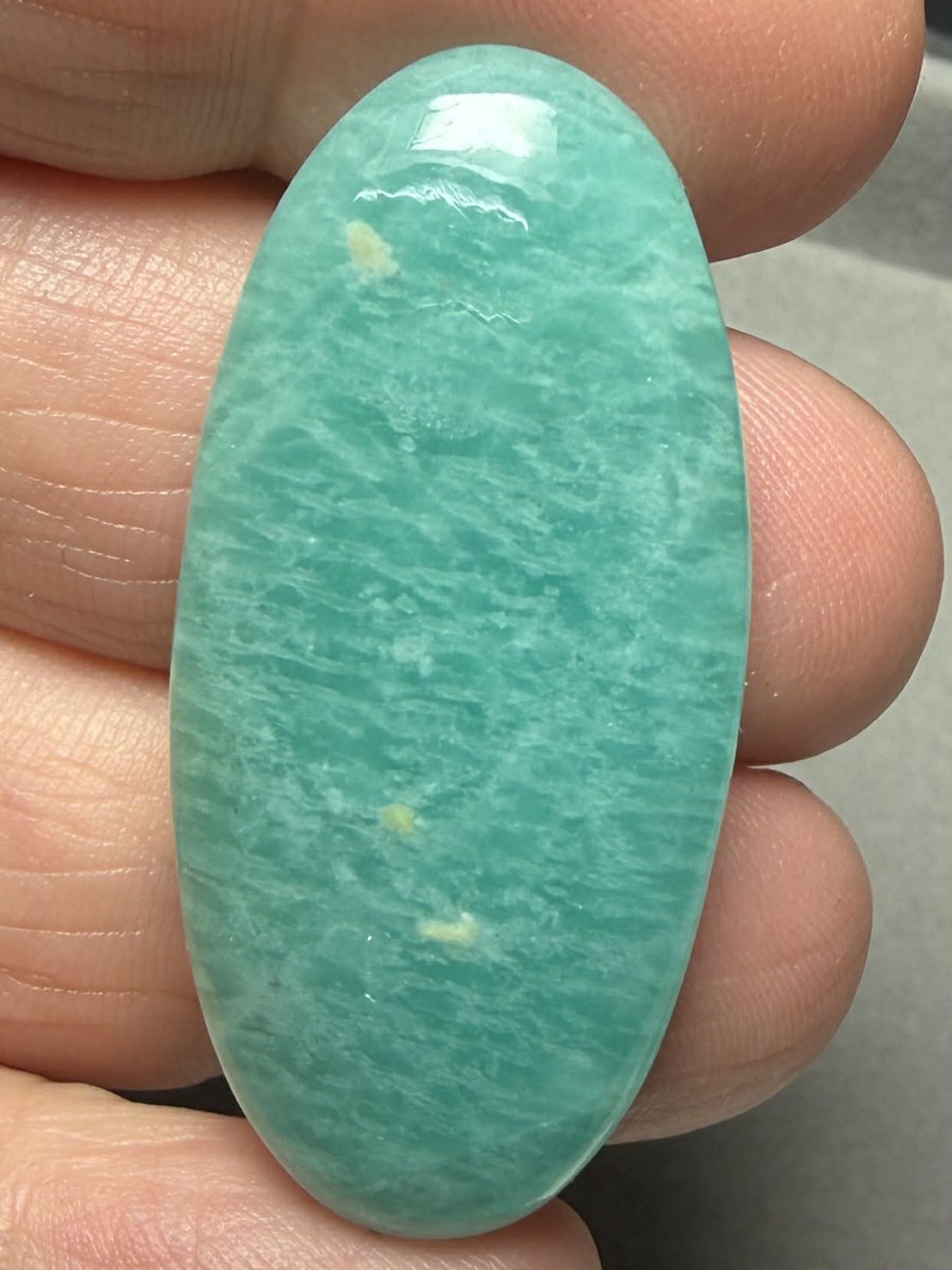 Oval 42x20mm Peruvian Amazonite Cabochon 40