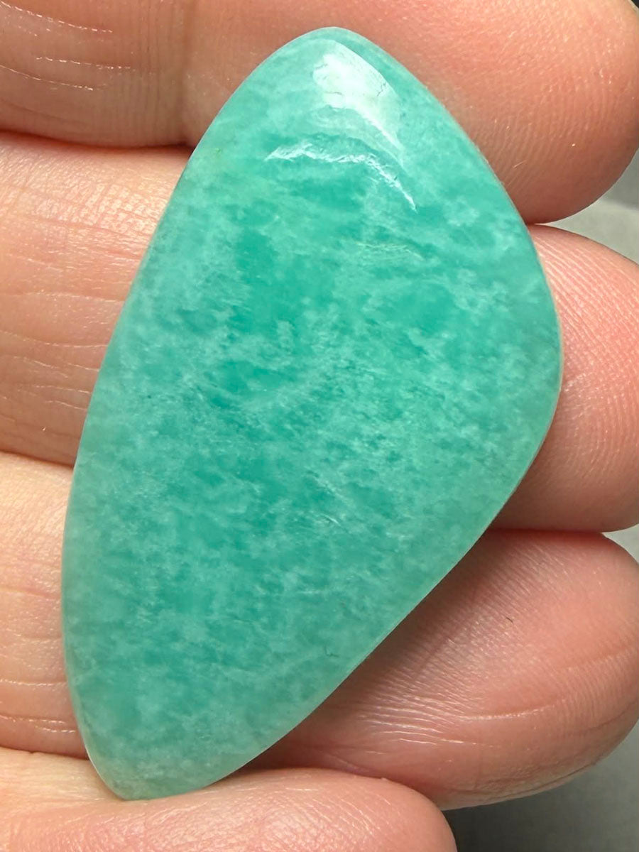 Freeform 40x22mm Peruvian Amazonite Cabochon 51