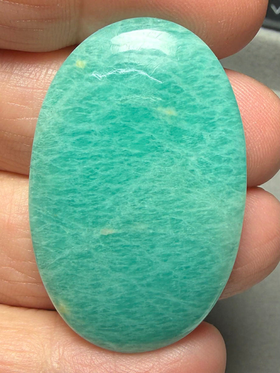 Oval 41x26mm Peruvian Amazonite Cabochon 54