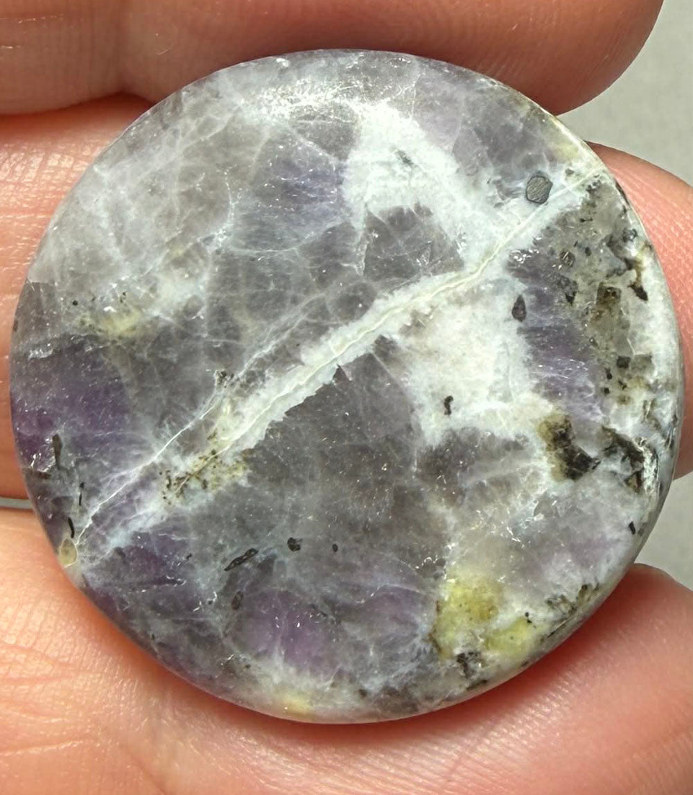 Round 28x28mm Morado Opal Cabochon 62