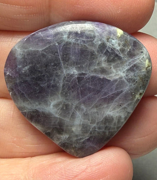 Teardrop 30x32mm Morado Opal Cabochon 65