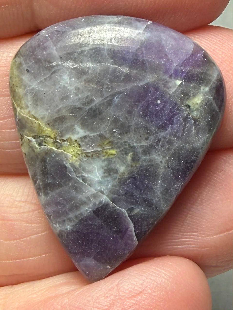 Teardrop 30x24mm Morado Opal Cabochon 67