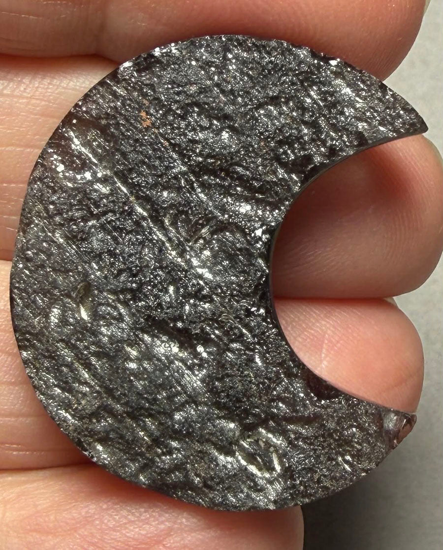 Moon 32x28mm Agni Manitite Cabochon 12