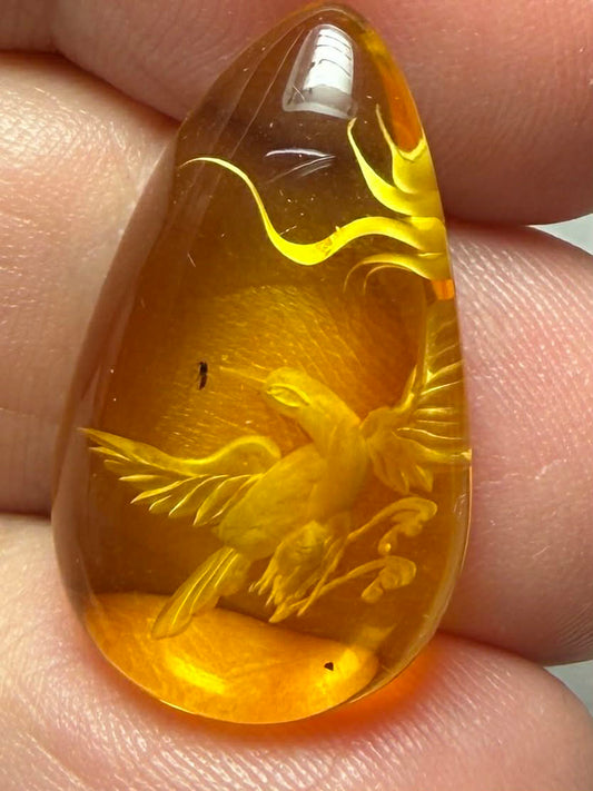 Teardrop 25x15mm Carved Bird Amber Cabochon 41