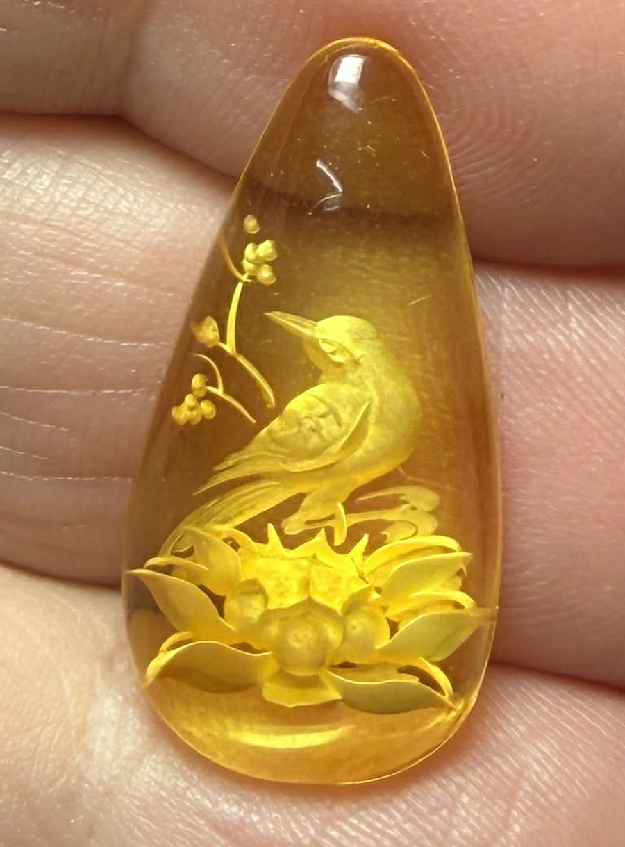 Teardrop 25x13mm Carved Bird Amber Cabochon 44