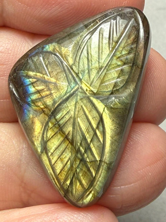 Freeform 32x20mm Carved Labradorite Cabochon 15