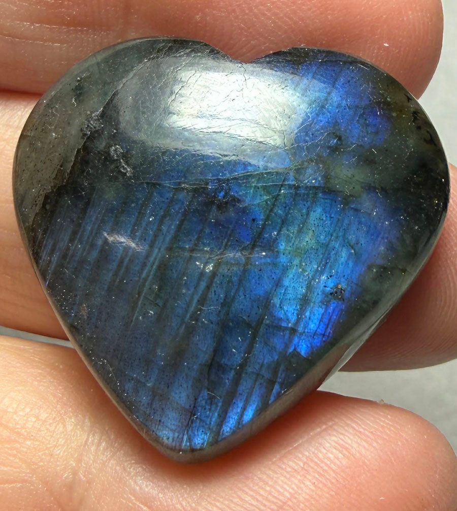 Heart 28x29mm Labradorite Cabochon 34
