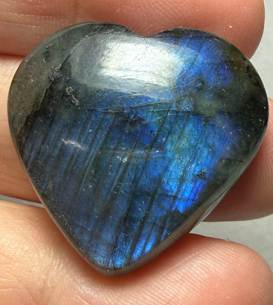 Heart 28x29mm Labradorite Cabochon 34