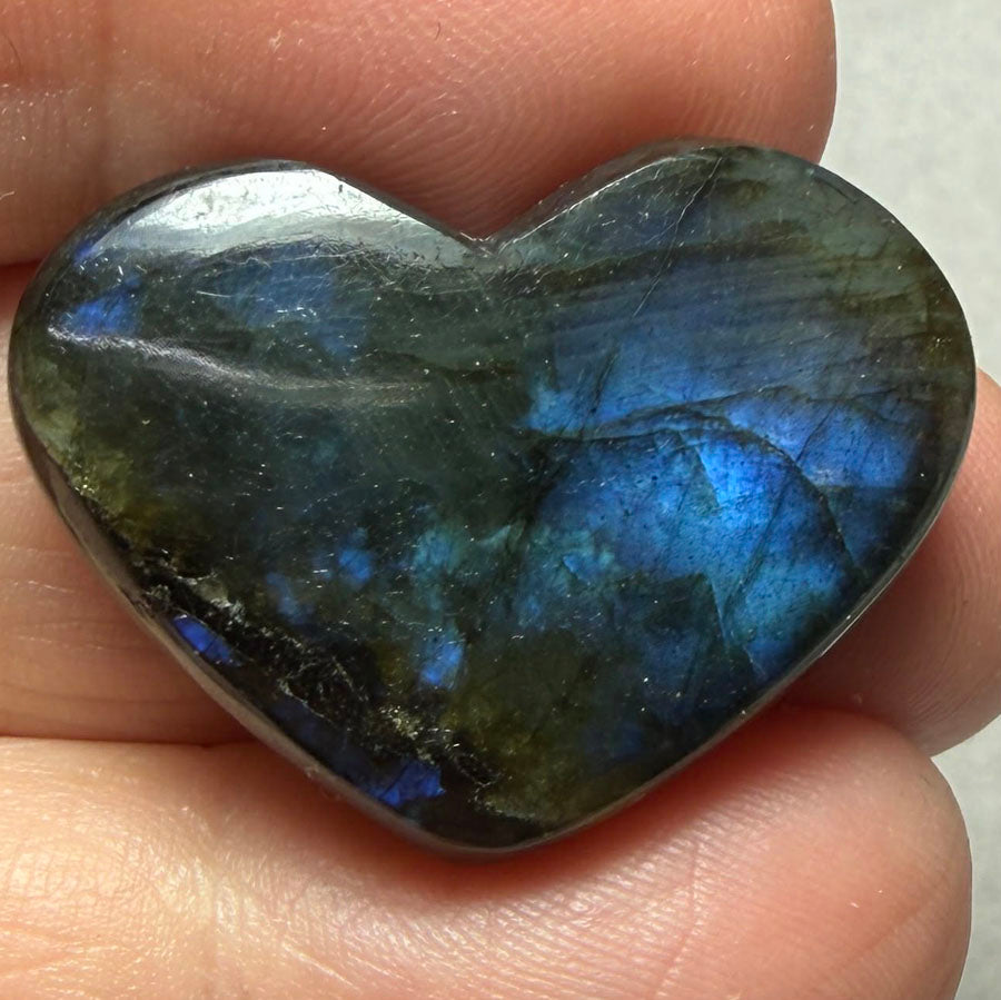 Heart 22x29mm Labradorite Cabochon 35