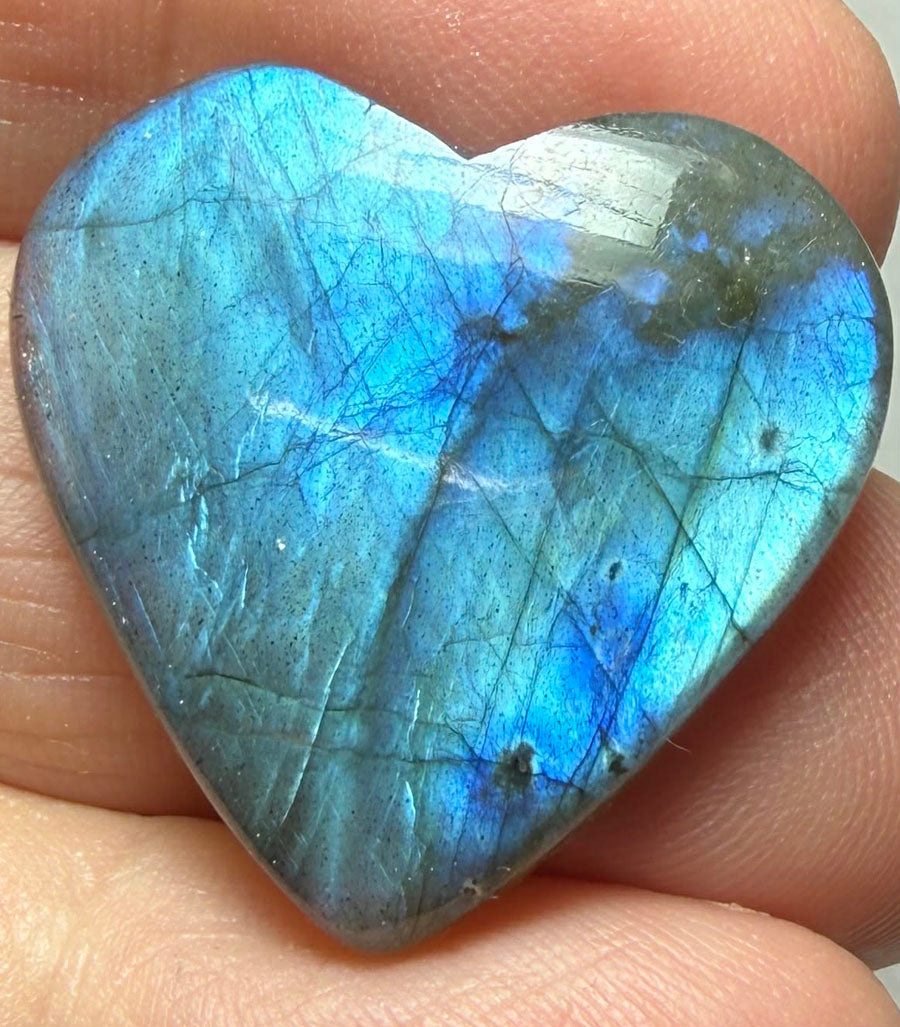 Heart 25x26mm Labradorite Cabochon 37
