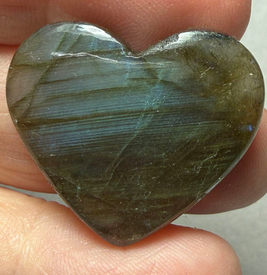 Heart 24x29mm Labradorite Cabochon 39
