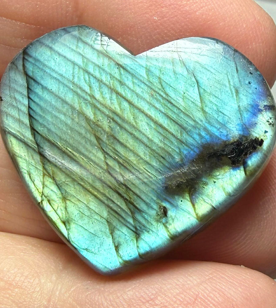 Heart 26x30mm Labradorite Cabochon 43