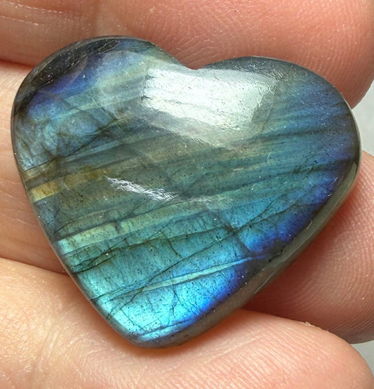 Heart 23x28mm Labradorite Cabochon 45