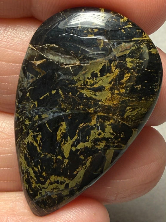 Teardrop 37x23mm Iron Mustang Turquoise Mix Cabochon 07