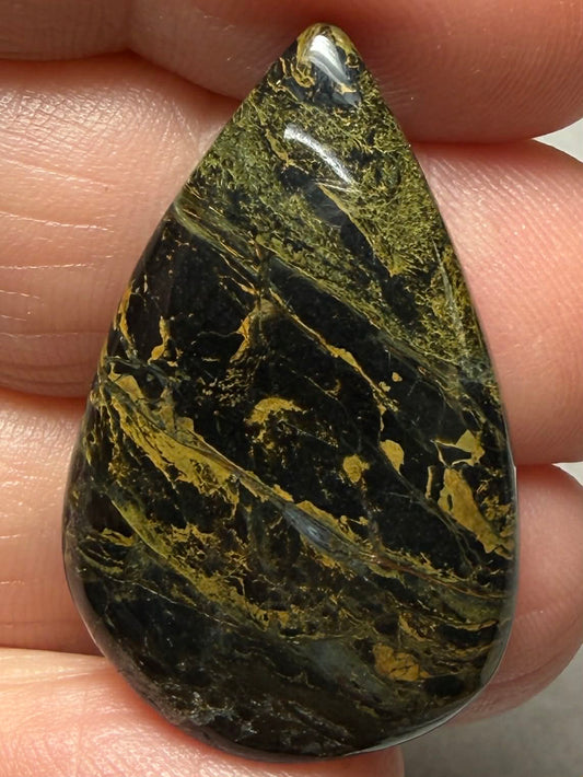 Teardrop 33x20mm Iron Mustang Turquoise Mix Cabochon 19