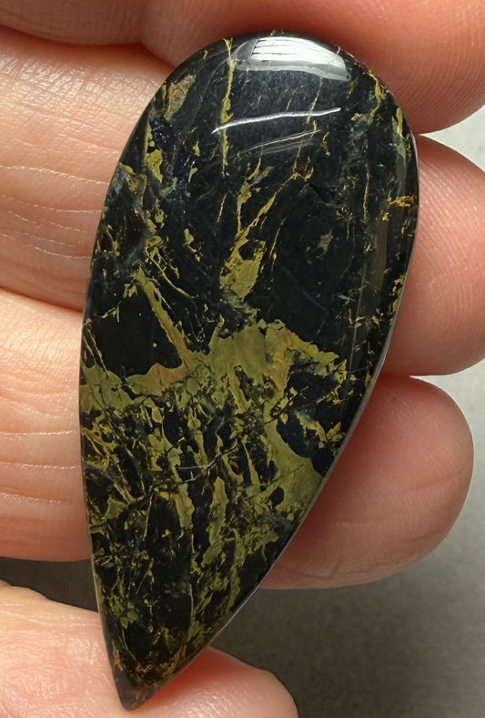 Teardrop 44x19mm Iron Mustang Turquoise Mix Cabochon 26