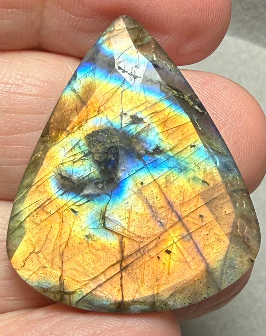 Teardrop 33x28mm Faceted Labradorite Cabochon 51