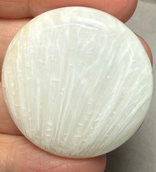 Round 35x35mm White Scolecite Cabochon 03