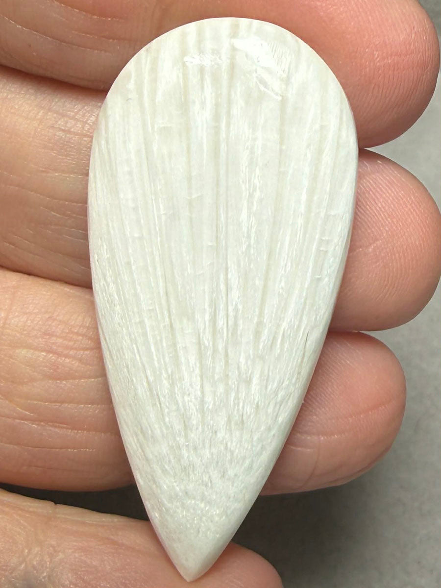 Teardrop 48x22mm White Scolecite Cabochon 08