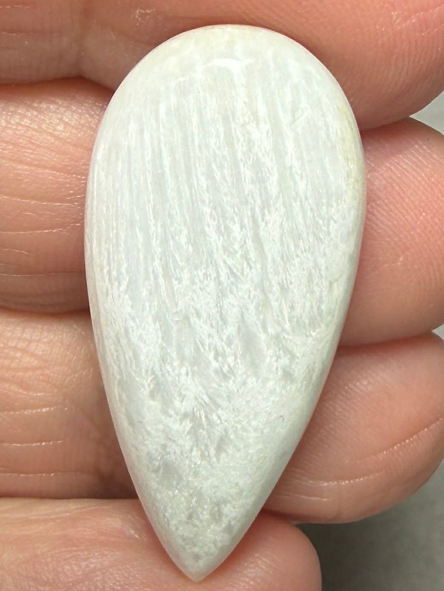 Teardrop 35x17mm White Scolecite Cabochon 12