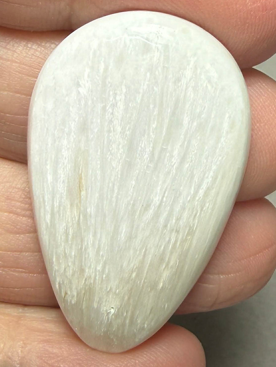 Teardrop 39x24mm White Scolecite Cabochon 30