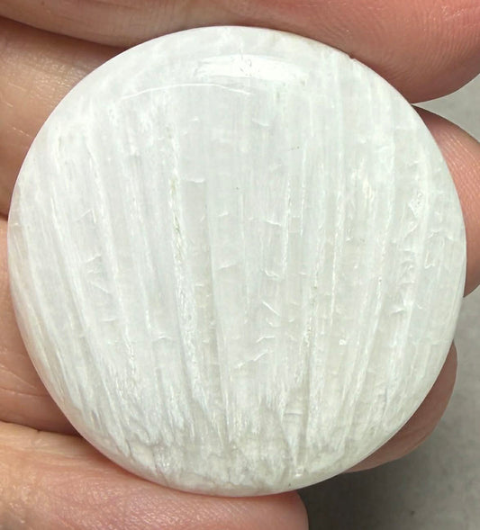 Round 35x35mm White Scolecite Cabochon 32