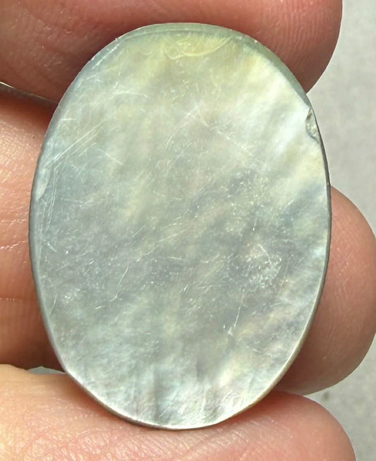 Oval 25x18mm Black Mother of Pearl Cabochon 05