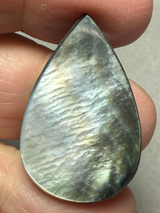 Teardrop 32x20mm Black Mother of Pearl Cabochon 22