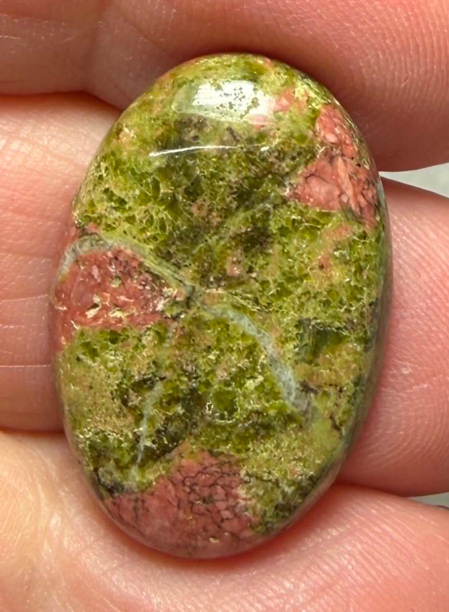 Oval 25x17mm Unakite Cabochon 15