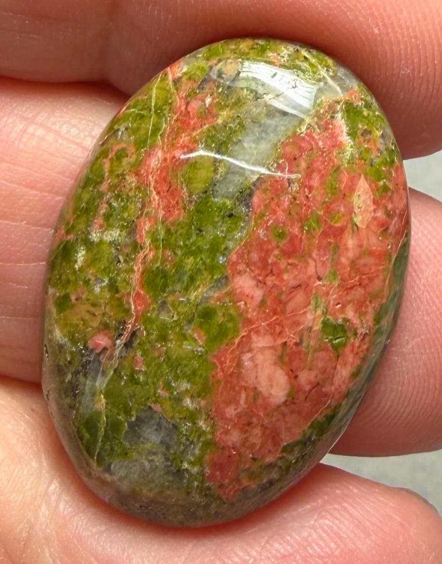 Oval 28x20mm Unakite Cabochon 25