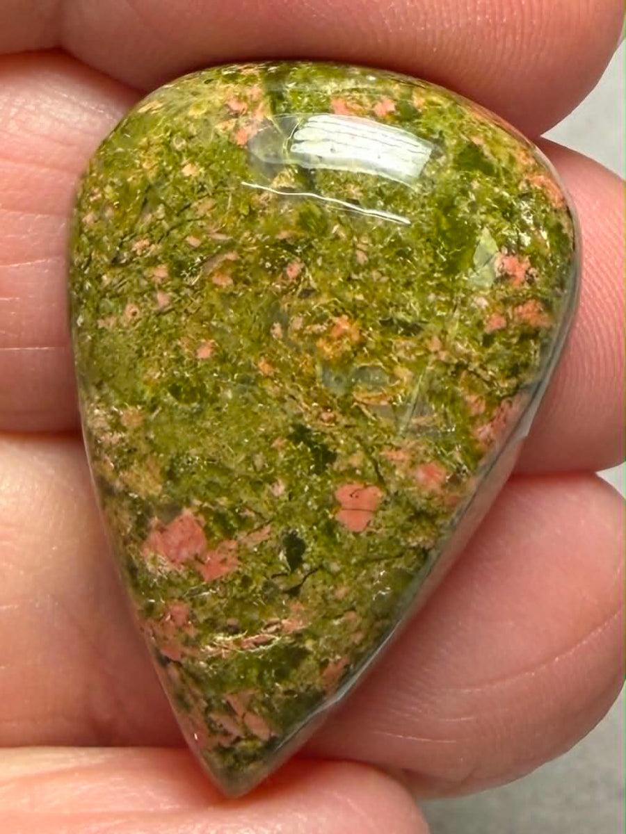 Teardrop 30x21mm Unakite Cabochon 33
