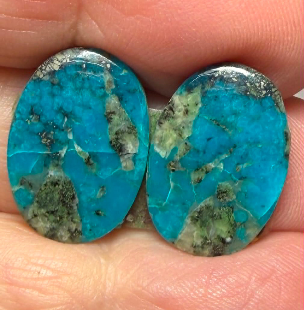 Oval 16x13mm Arizona Turquoise Cabochon Pair 07