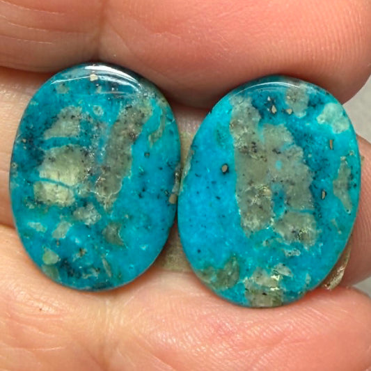 Oval 20x15mm Arizona Turquoise Cabochon Pair 08