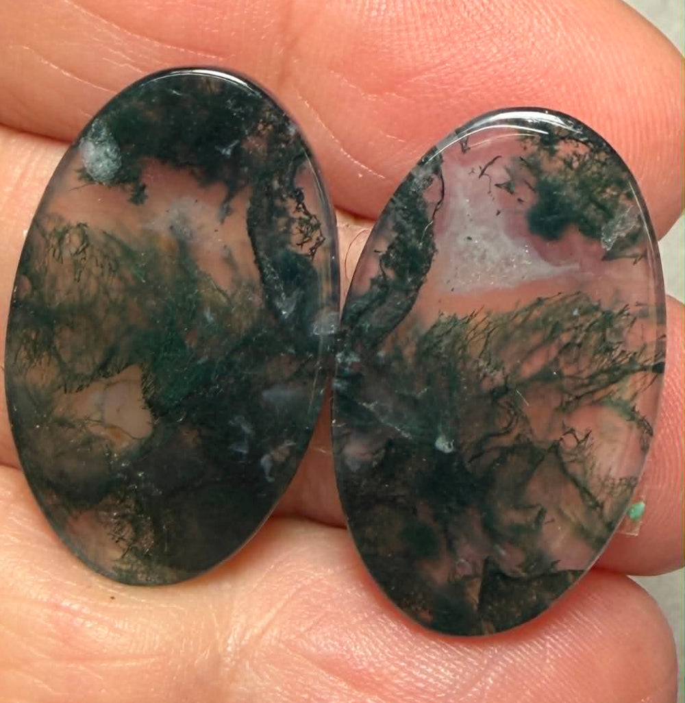 Oval 26x16mm Green Moss Agate Cabochon Pair 19