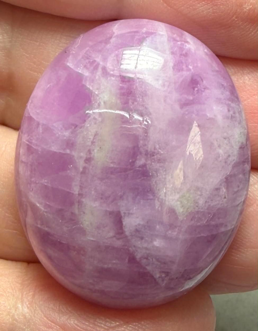 Oval 32x26mm Kunzite Cabochon 42