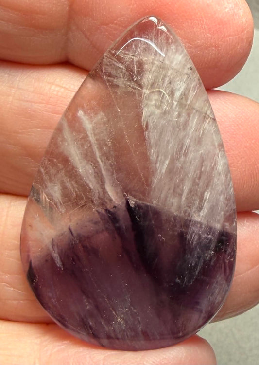Teardrop 42x27mm Phantom Amethyst Cabochon 15