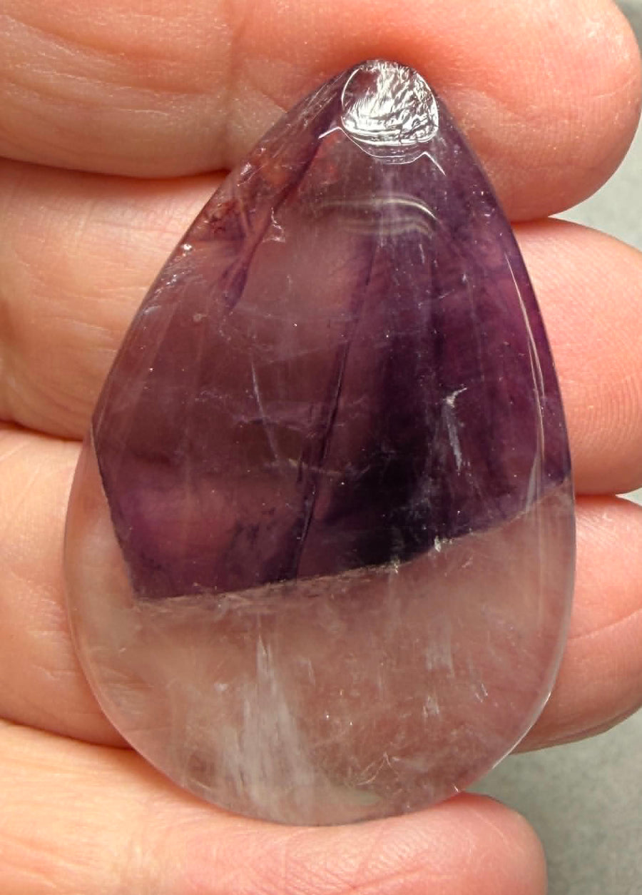 Teardrop 43x29mm Phantom Amethyst Cabochon 22