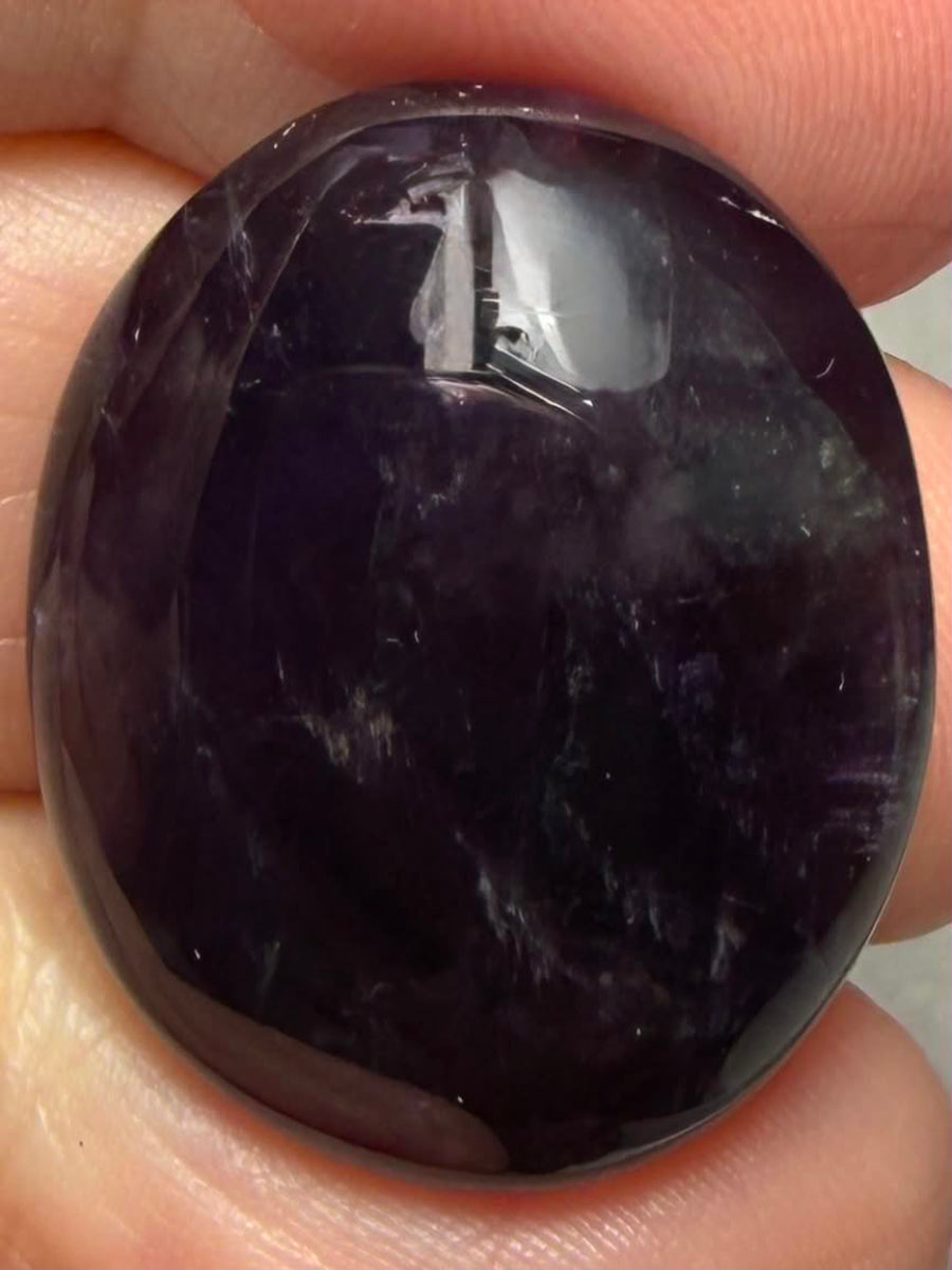 Oval 26x21mm Amethyst Cabochon 08