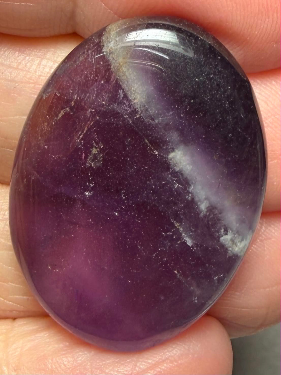 Oval 33x24mm Amethyst Cabochon 17