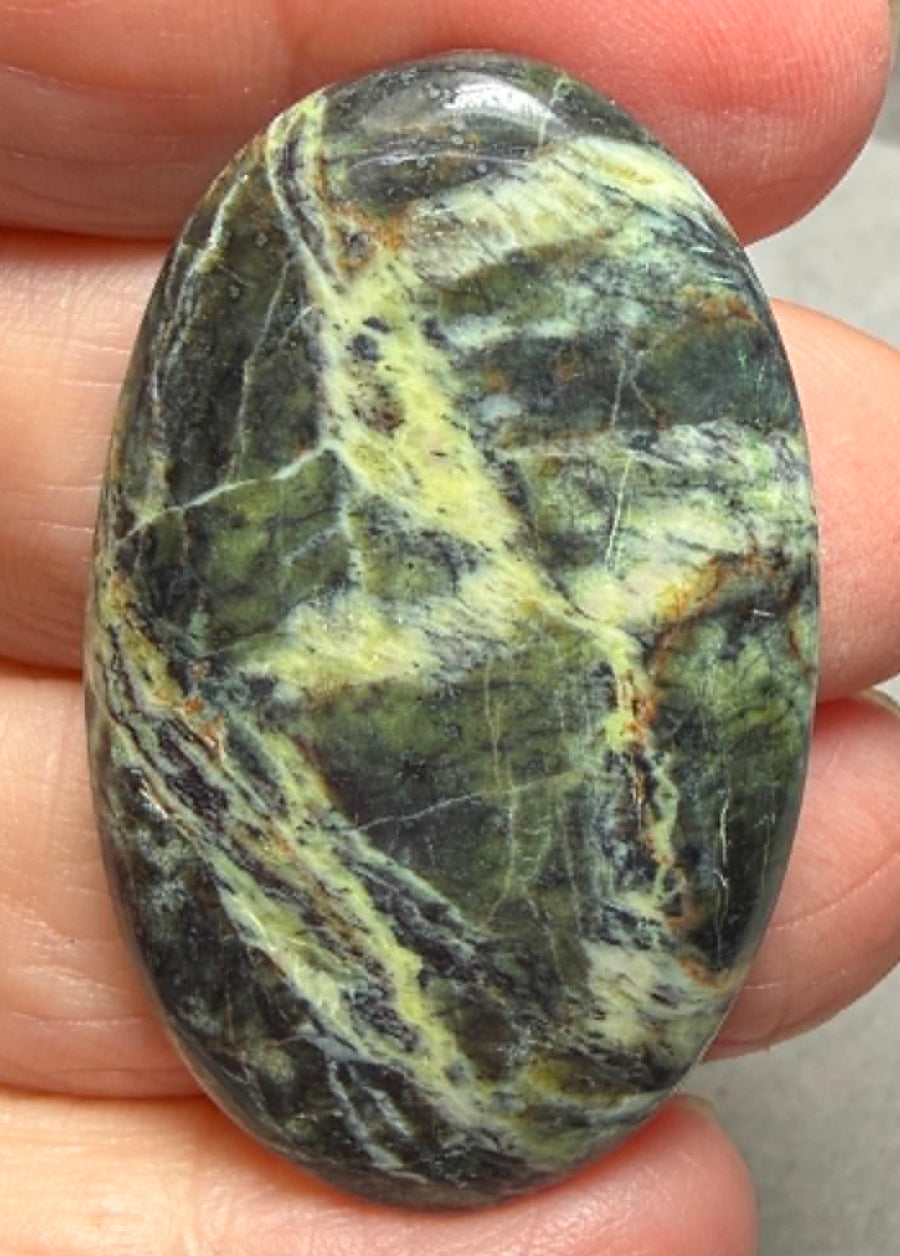 Oval 44x27mm Lemon Chrysoprase Cabochon 08