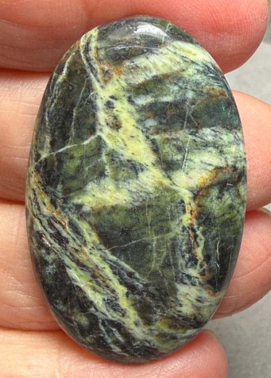 Oval 44x27mm Lemon Chrysoprase Cabochon 08