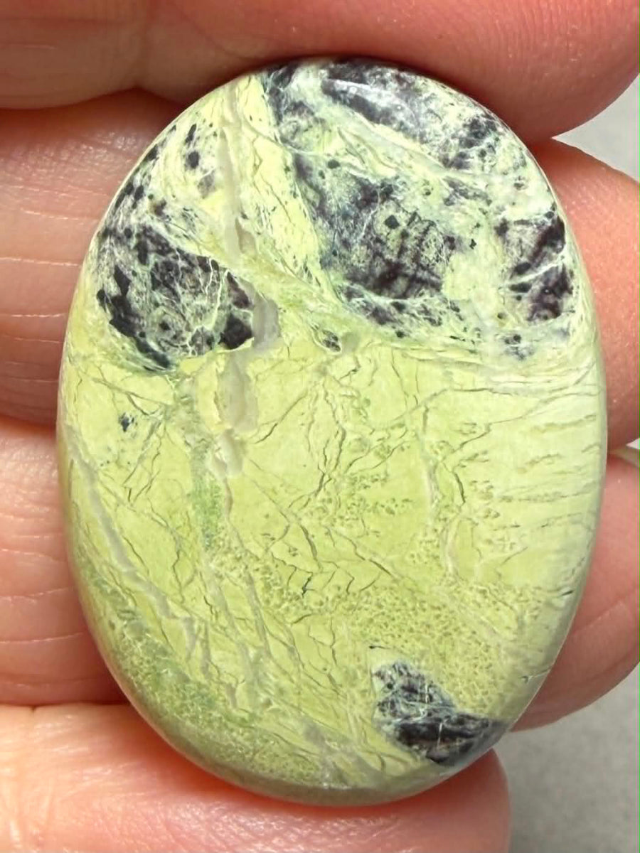 Oval 33x24mm Lemon Chrysoprase Cabochon 20