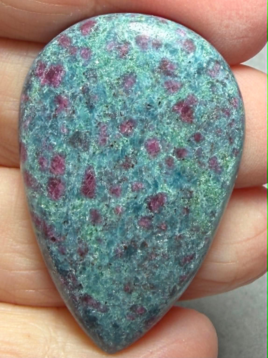 Teardrop 43x28mm Ruby Kyanite Cabochon 31