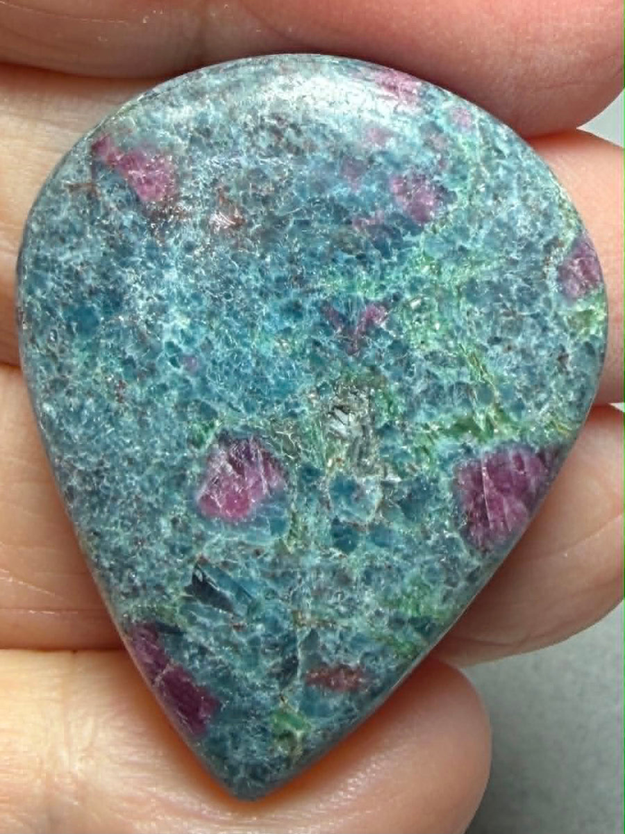 Teardrop 37x29mm Ruby Kyanite Cabochon 43